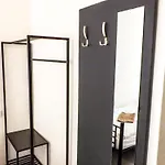 Simple Room For Two E4