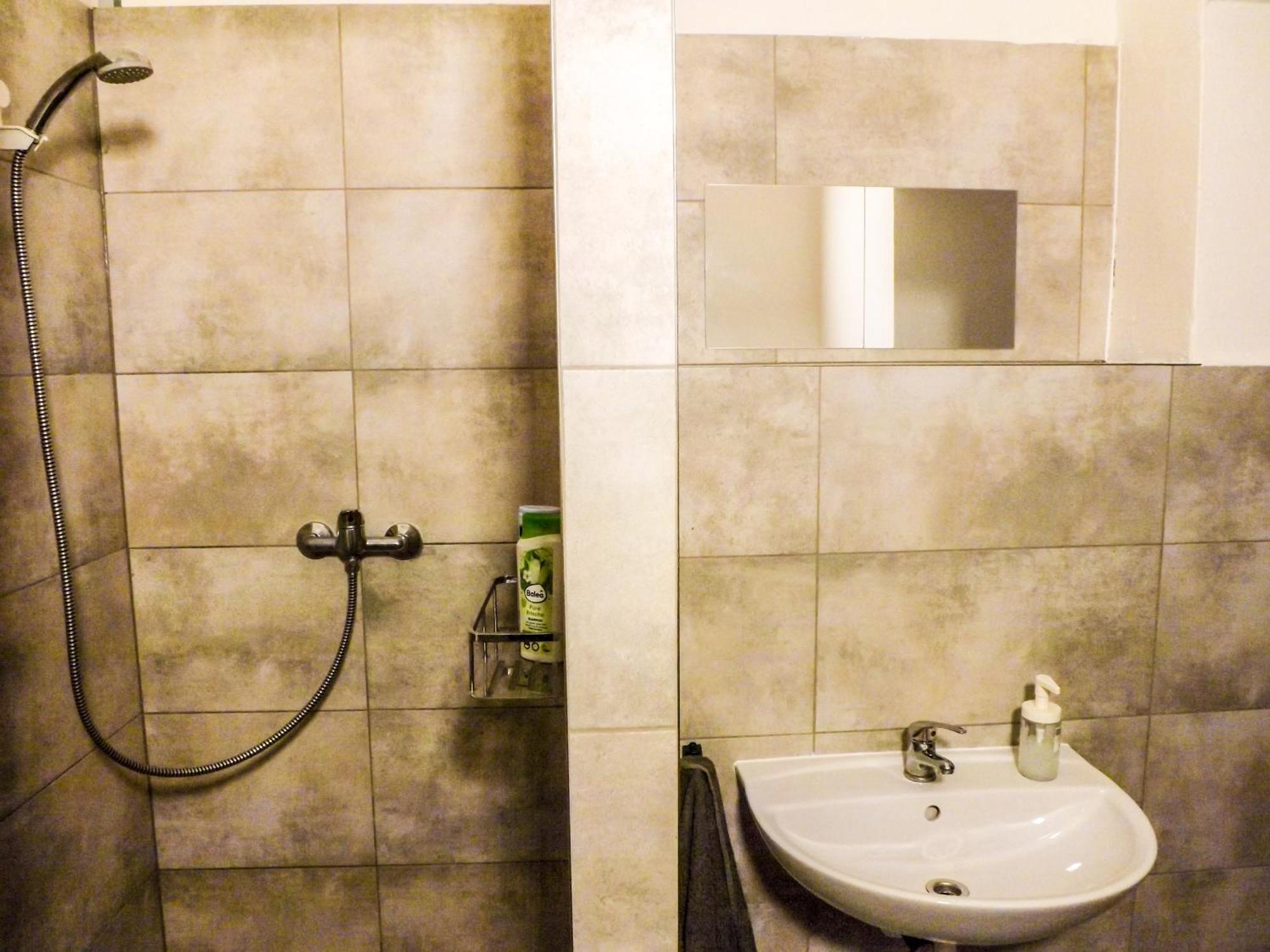 Simple For Two E4 Prague