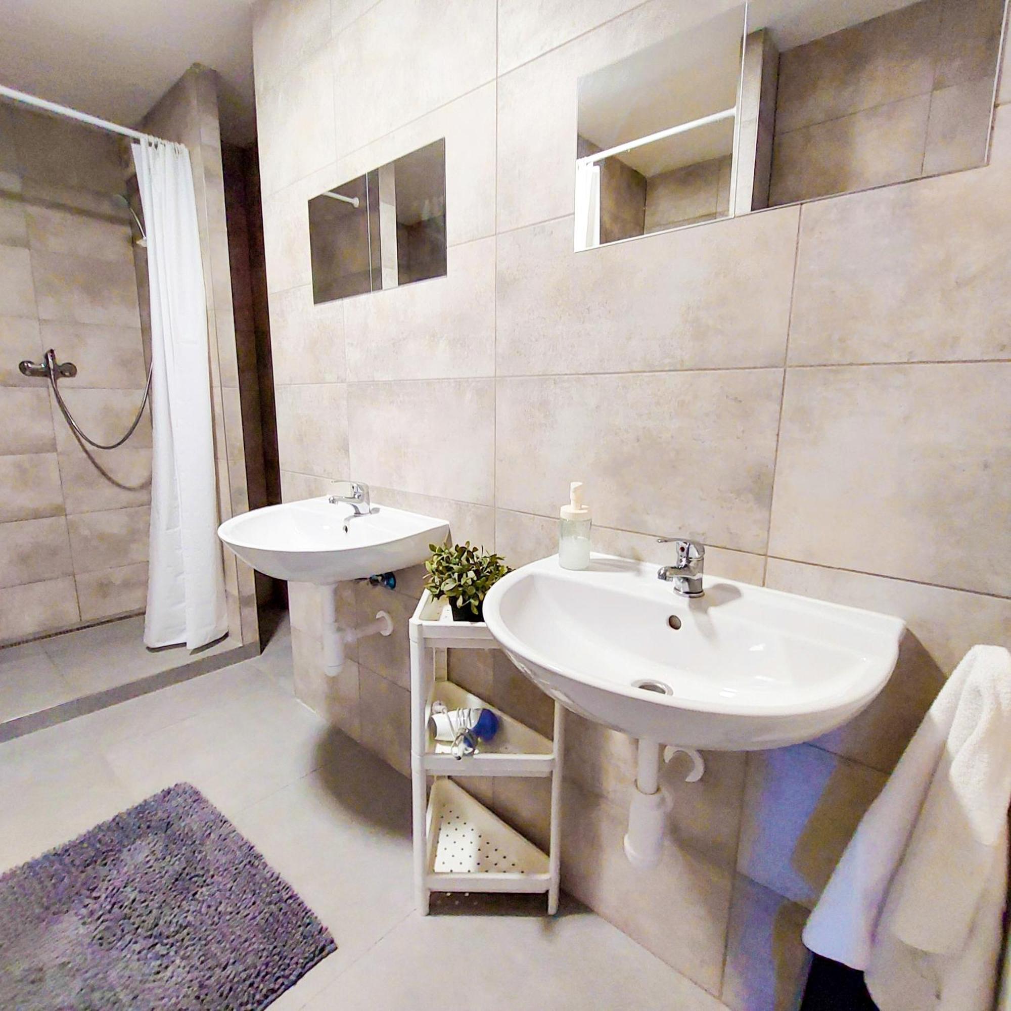 Simple For Two E4 Privatunterkunft Prag